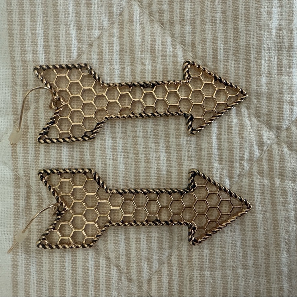 Gold Tone Honeycomb Arrow Dangle Earrings - Picture 6 of 8